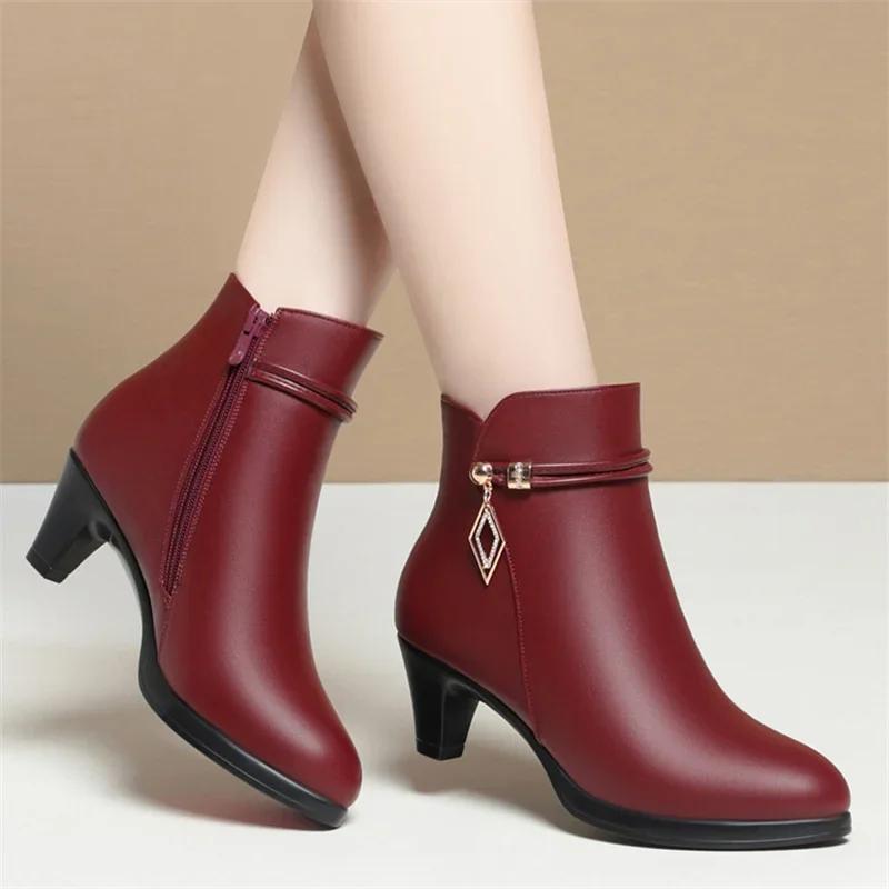 Komfort Mode Weiches Leder Winterschuhe Plateau Stiefel Elegant Schwarz Block Hohe Absätze Knöchel Büro Mama Stiefel