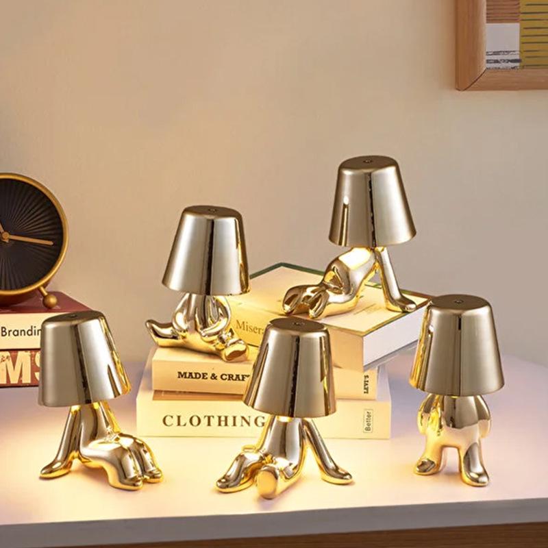 Golden Man Charging Desk Lamp: Modern Minimalist Figurine for Creative Decor & High-End Ambiance