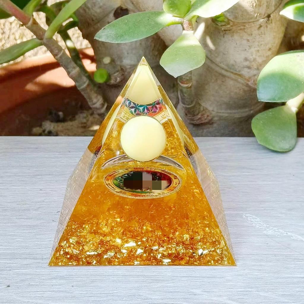 Crystal Stone Pyramid Resin Decor: Home, Office, Car Ornaments