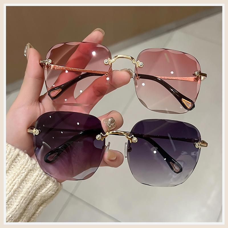 Frameless Trimmed Square Sunglasses Women'S Round Face Plain Sunglasses Gradual Change Sunglasses