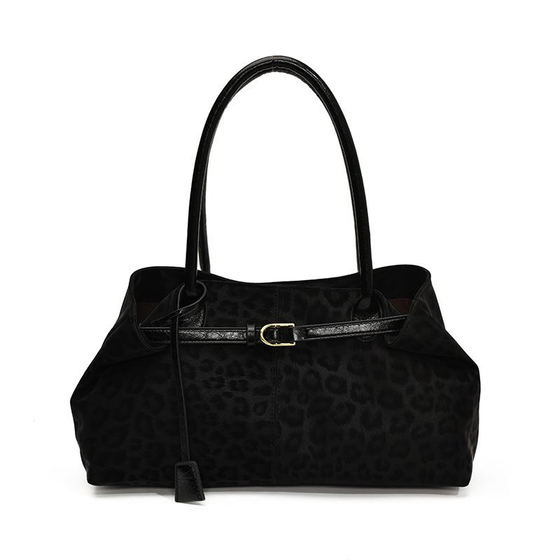 Leopard Print Large Capacity Summer 2025 Women s Tote Bag - Versatile, Fashionable, High-End Shoulder Handbag One Size чёрный
