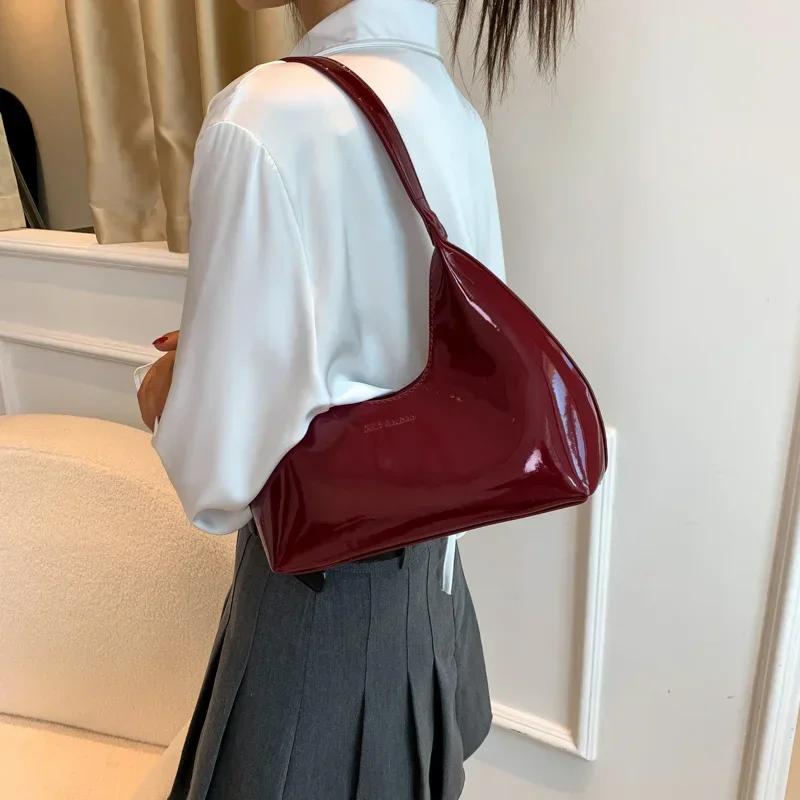 Premium Shiny Leather Enameled Bread Bag for Women Elegant Underarm Bag Fashionable Shoulder Bag