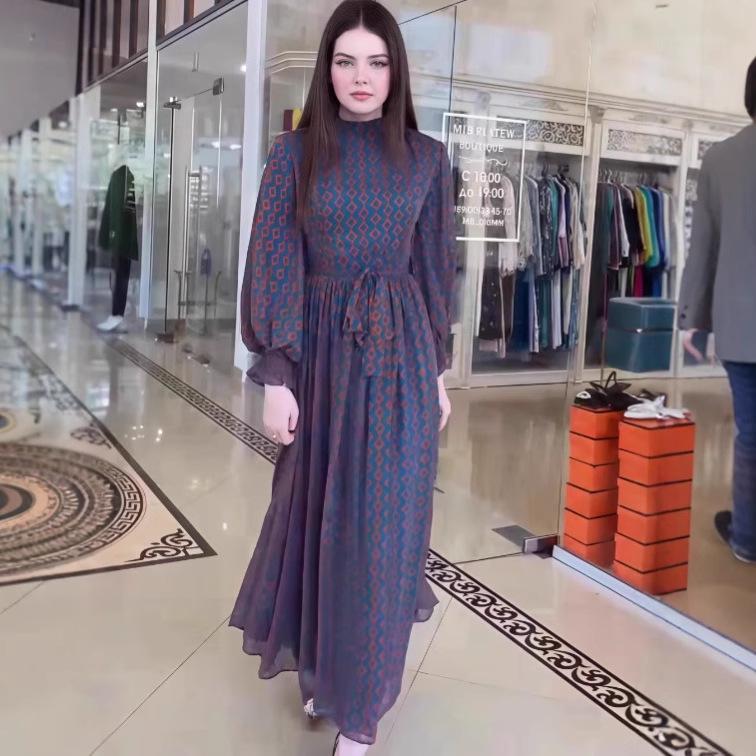 

Женское однотонное платье-халат макси осеннего сезона 2025 года в европейском и американском дизайне Extra Large темно-синий