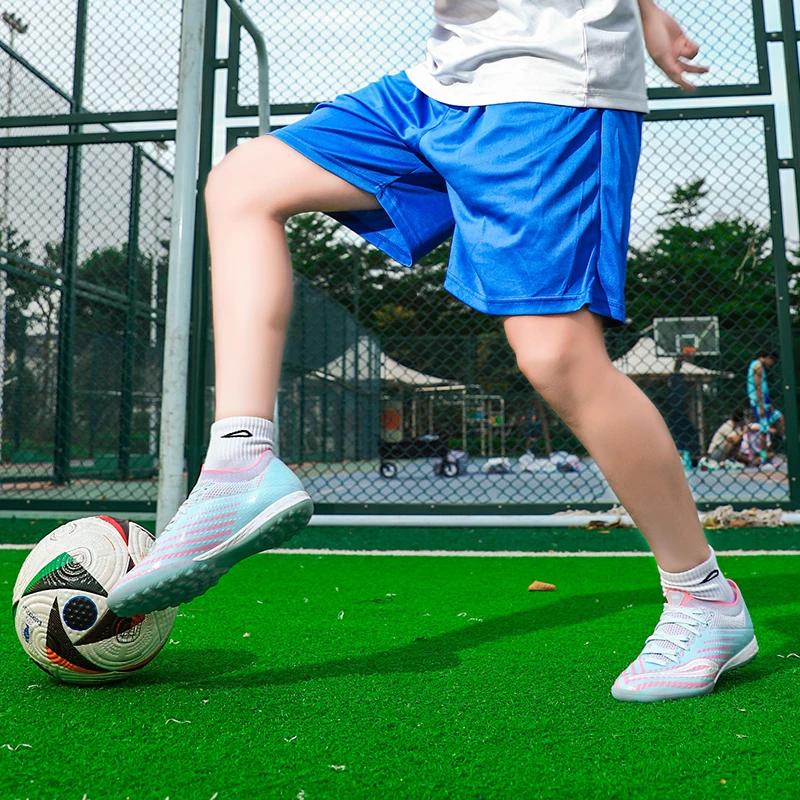 Professional Men Football Shoes Society Cleats Soccer Shoes Original Indoor Football Field Boots TF/FG Sneaker Fast Non Slip