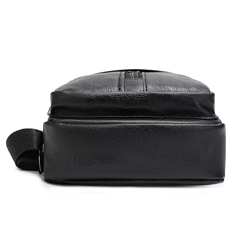 Chest Bag Vintage Soft Leather Crossbody Bag Men's Business Shoulder Bag