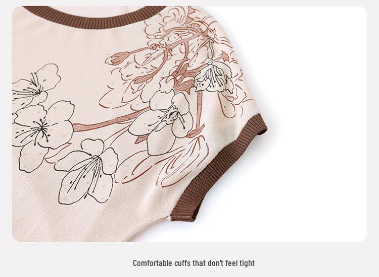 Stylish Knit Top for 50-Year-Old Women - Short-Sleeved, Versatile Summer T-Shirt for Middle-Aged and Elderly
