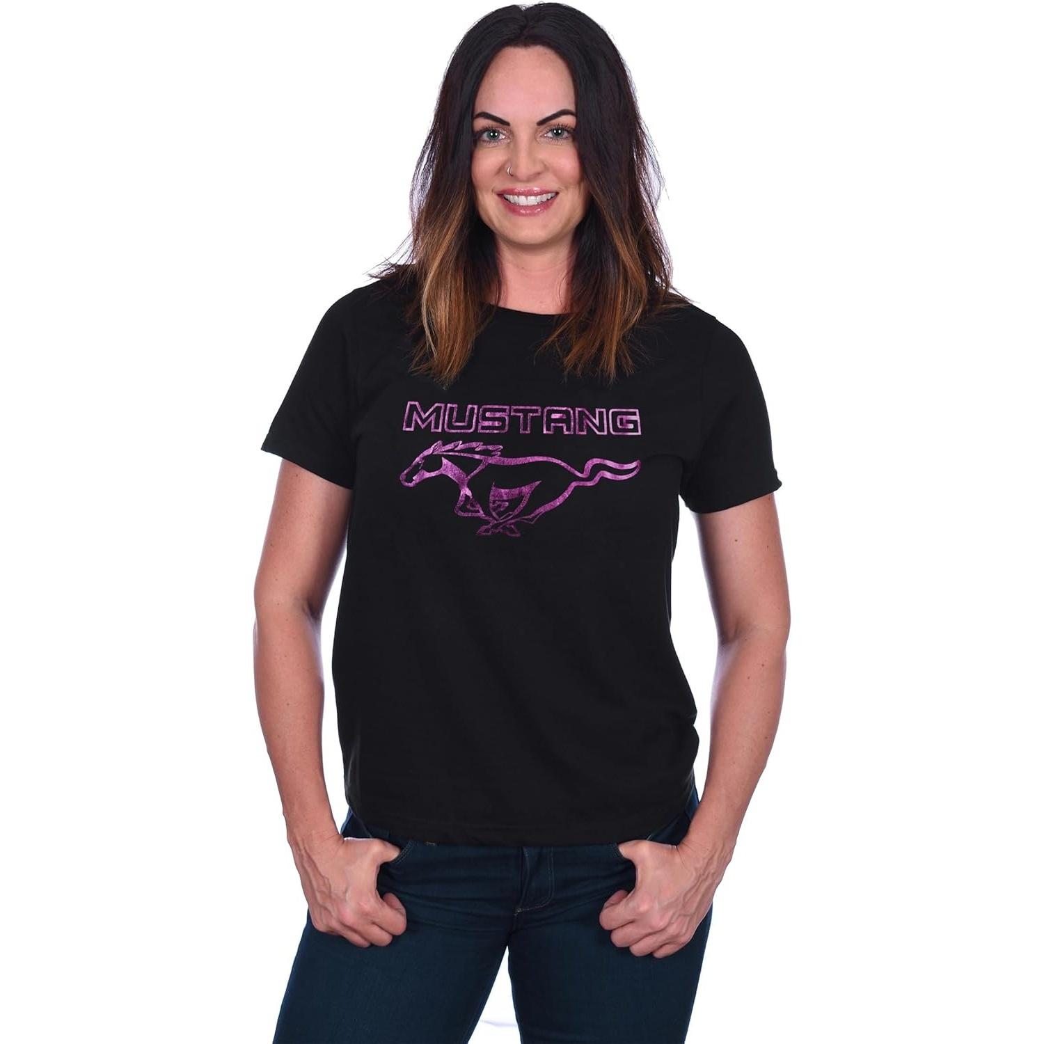 

JH DESIGN GROUP Women s Ford Mustang Classic Emblem T-Shirt in 5 Colors S чёрный