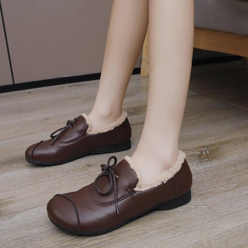 Velvet Doudou Shoes Women's New Winter Cotton Soft Leather Flat-soled Cotton Shoes Medium and Old Non-slip Warm Shoes