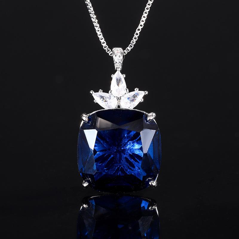Jewelry Simulation Colored Treasure Corundum Simple Exquisite Pendant Necklace Main Stone 16 * 16