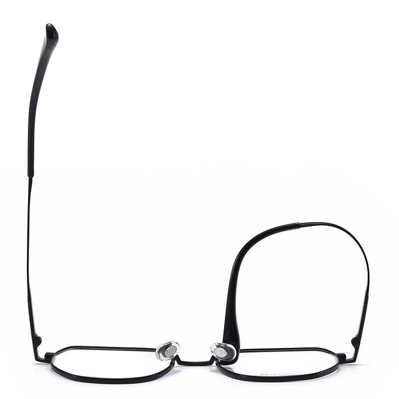 Stylish Korean Titanium Optical Glasses: Trendy Metal Frames with High-Value Design.