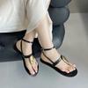 Fashion Fashion Metal Decoration Flat Sandals Women Luxury Designer Ankle Strap Flip Flops Summer Light Comfortable Slippers Sandalias