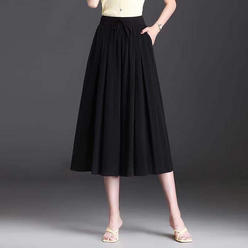 

Брюки из ледяного шелка с широкими штанинами, высокой талией и драпирующимся эффектом, летние тонкие женские брюки, повседневные брюки-кюлоты для среднего возраста 5XL чёрный