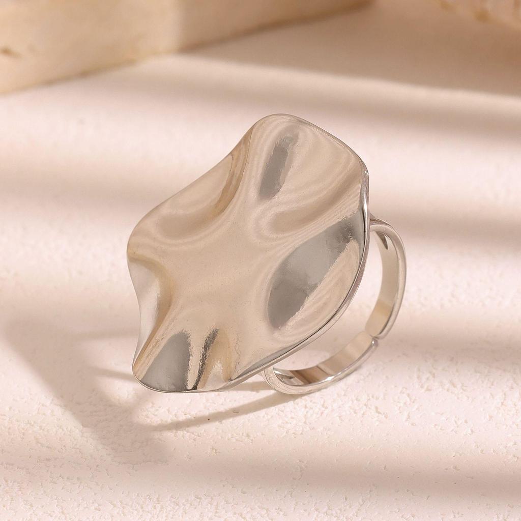 European Light Luxury Women's Stainless Steel Open Ring - High-Grade, Fade-Resistant, Titanium Steel, Exquisite Design