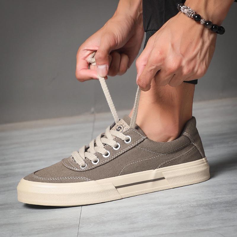 Fashion Classic Men Canvas Shoes Spring Autumn Fashion Solid Color Men Vulcanized Shoes Lace-up Black Casual Shoes Men Sneakers SS25831