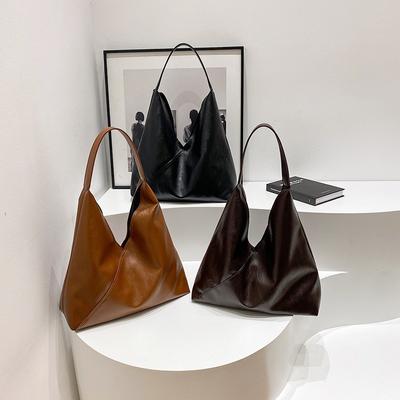 Autumn New Personalized Retro Casual Shoulder Tote Bag Temperament Niche Design Underarm Women's Bag