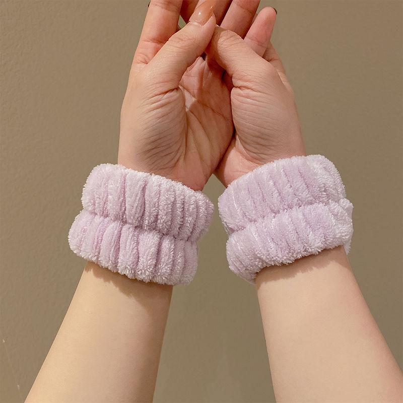 Waterproof Face Washing Wristband: Absorbent, Moisture-Proof Sleeve & Splash-Resistant Bracelet