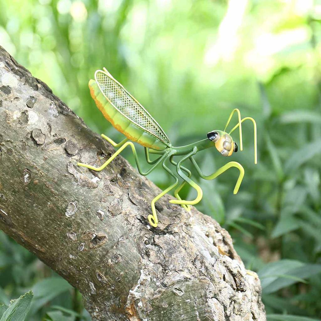 Tooarts Praying Mantis Wall Ornaments Iron Insects Mini Animal Craft Garden Micro Landscape Photography Props