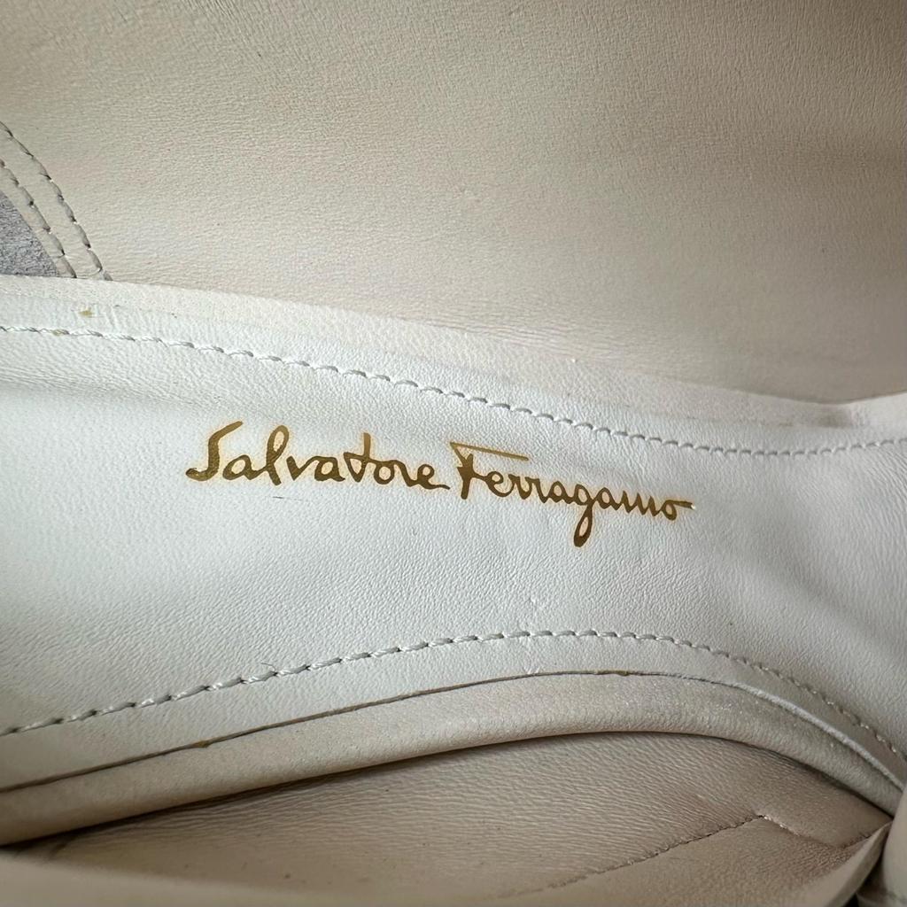 Excellent Salvatore Ferragamo Short Boots Gancini Side Zip Beige Women 5.5 Used