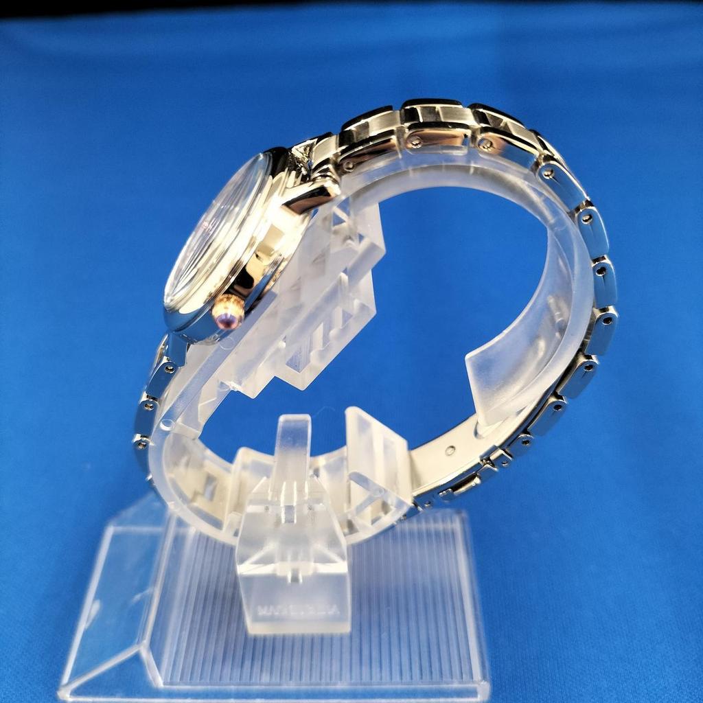 Used SEIKO V117-KBY0 Watch