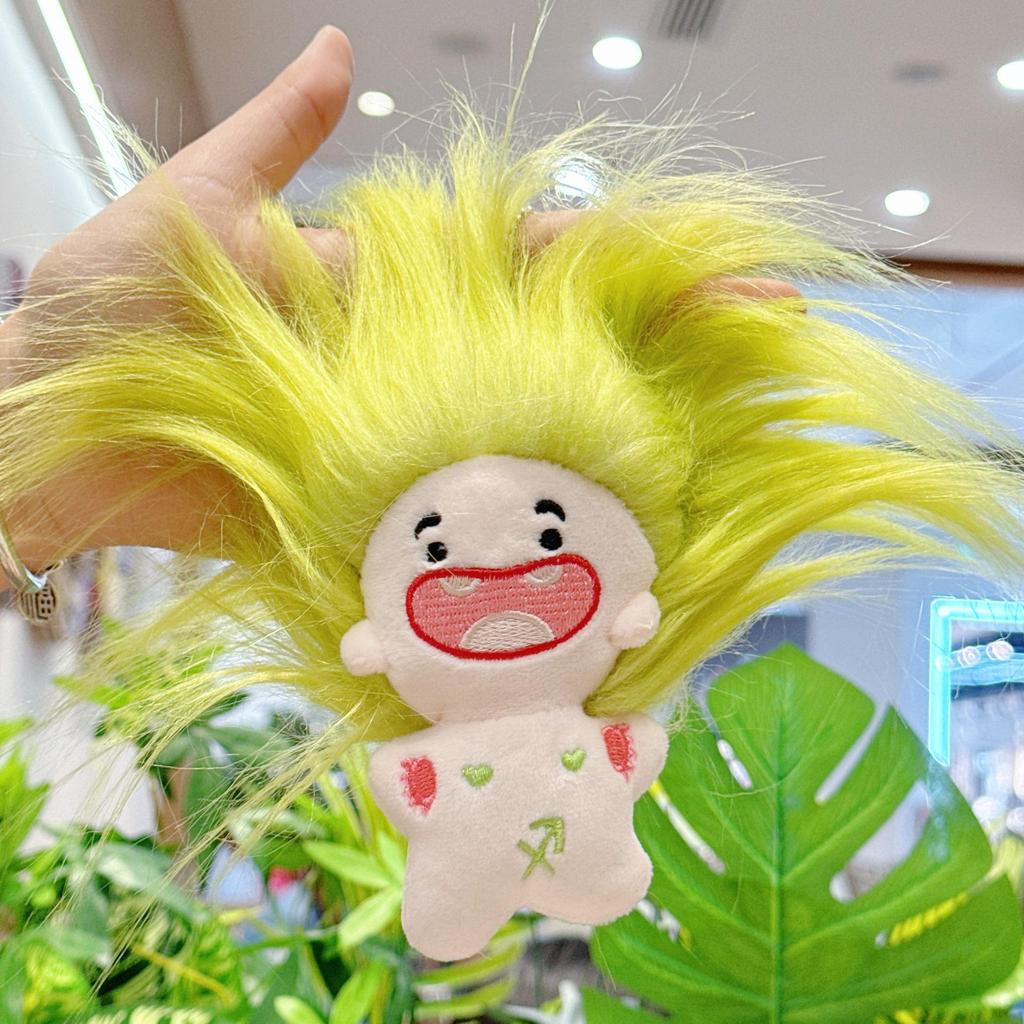 Uroczy breloczek bawełniany lalka z brakującym zębem - Kreatywna pluszowa zabawka i dekoracja plecaka