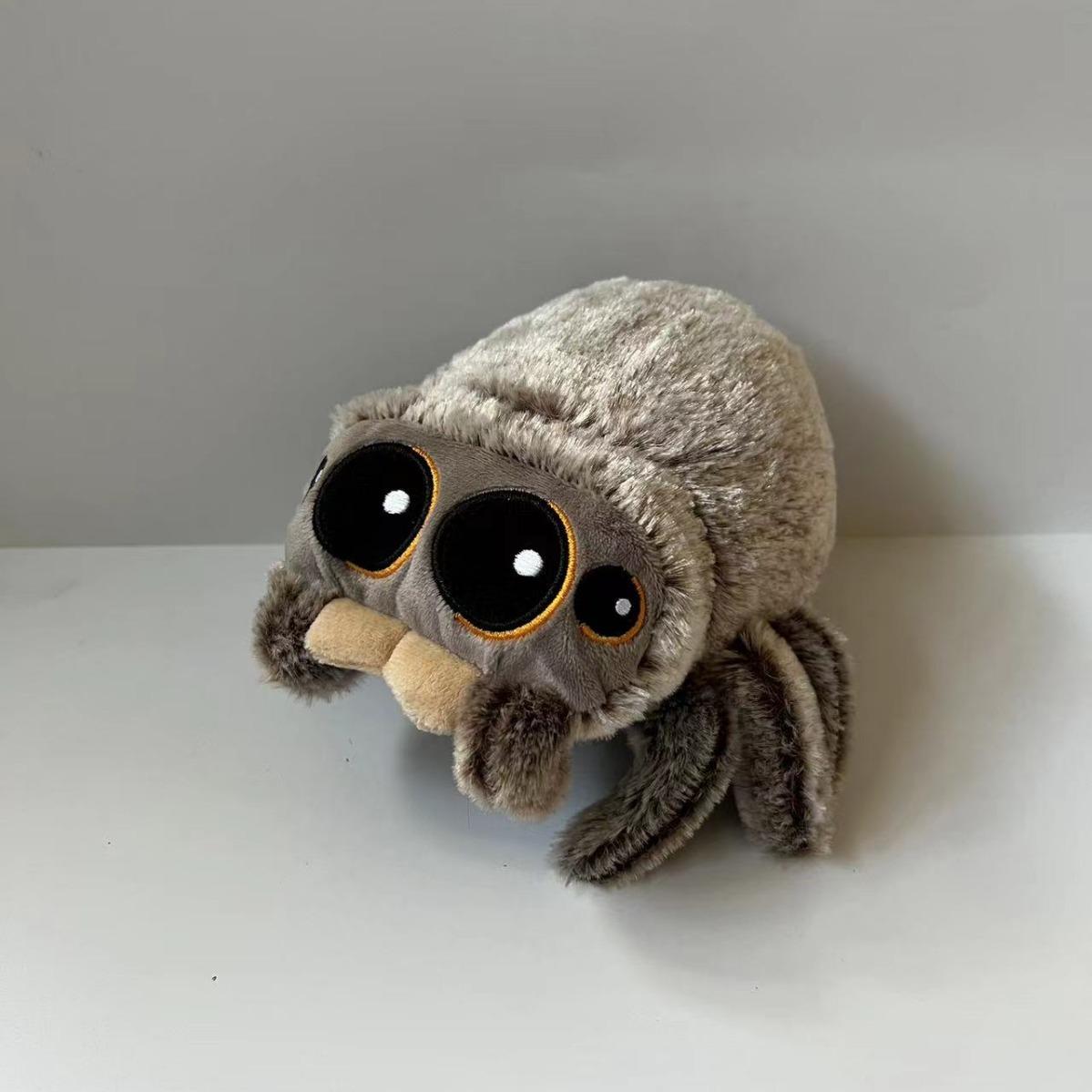

New Soft Short Haired Spider Plush Doll Gift Cute Cloth Doll 20cm