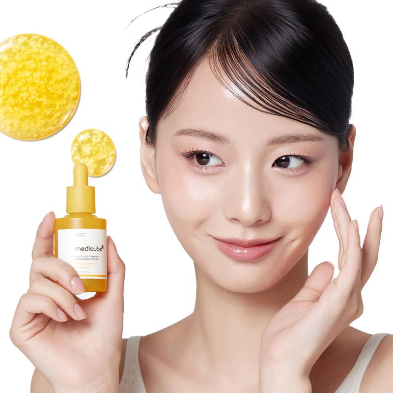 Medicube Kojicsyre Gurkemeie Niacinamid Serum 30ml