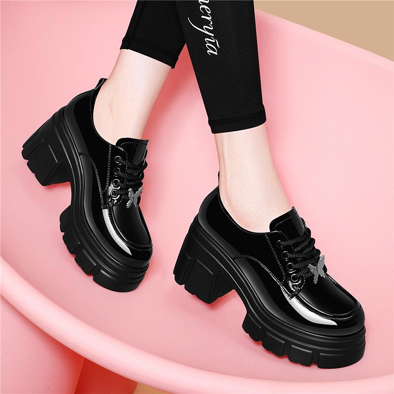 (Broken size will not be replenished) New spring and summer thick-soled black small leather shoes, small inner height increase women's shoes, loafers