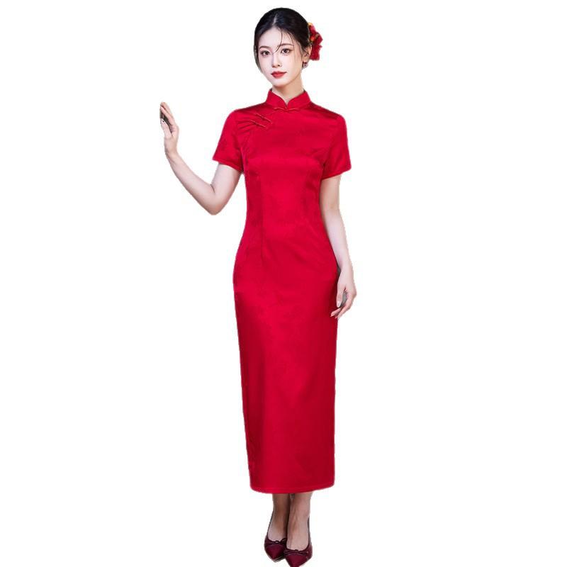 Red cheongsam girl 1011 new young toasting clothes to send the college entrance examination welcome etiquette home cheongsam skirt