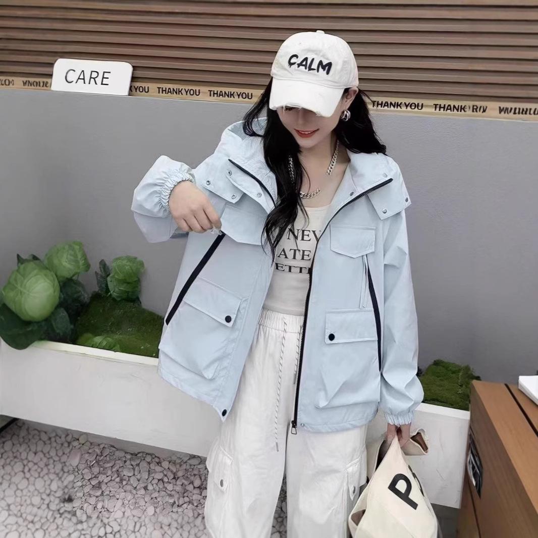 

Women s Hooded Windbreaker Parka with Large Pockets - Spring 2025 Fashion Trend Large
