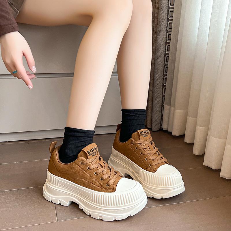 New Classic Women's Thick Bottom Sneakers Youth Fashion Versatile Casual Shoes Outdoor Height Increasing Sports Running Shoes