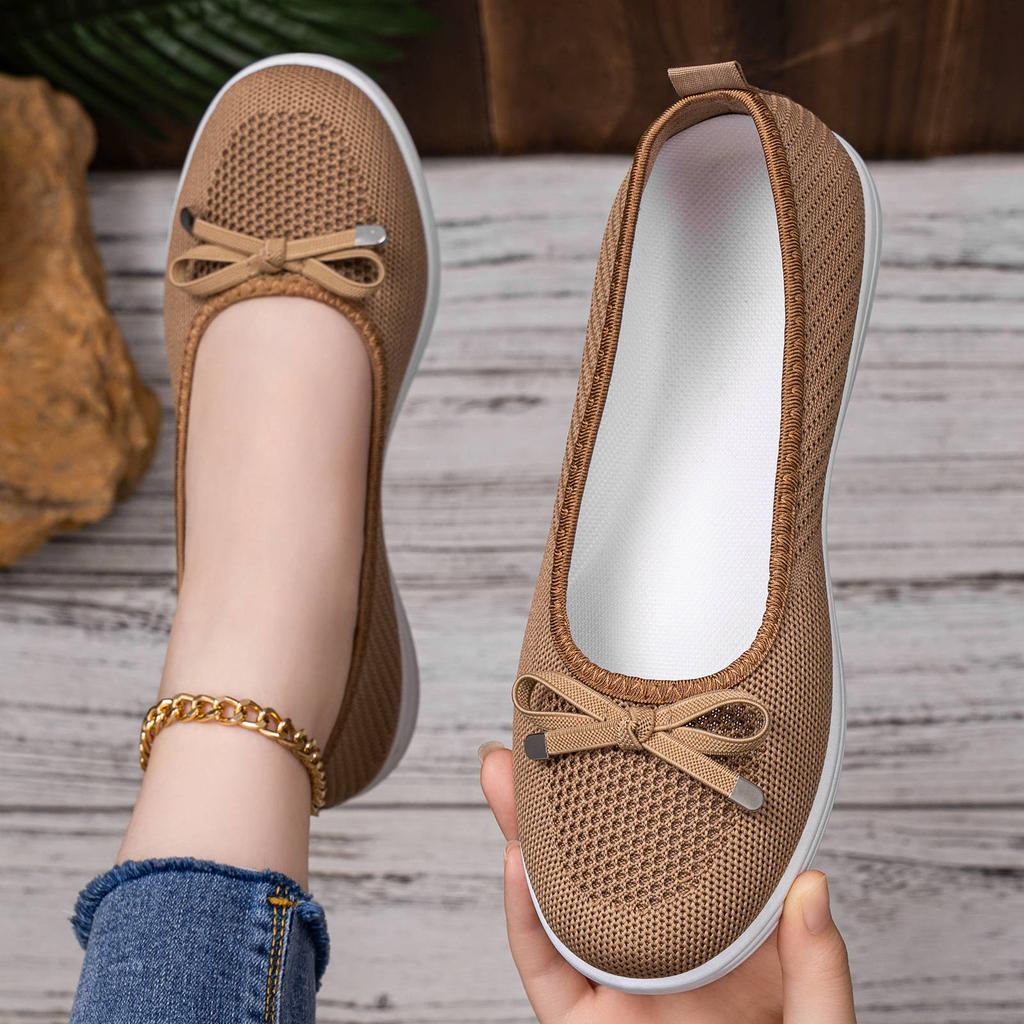 Women's Shoes Spring Versatile Casual Single Shoes Comfortable Low Top Slip On Breathable Mom Shoes Casual Soft Sole Non Slip Walking All Day Sneakers