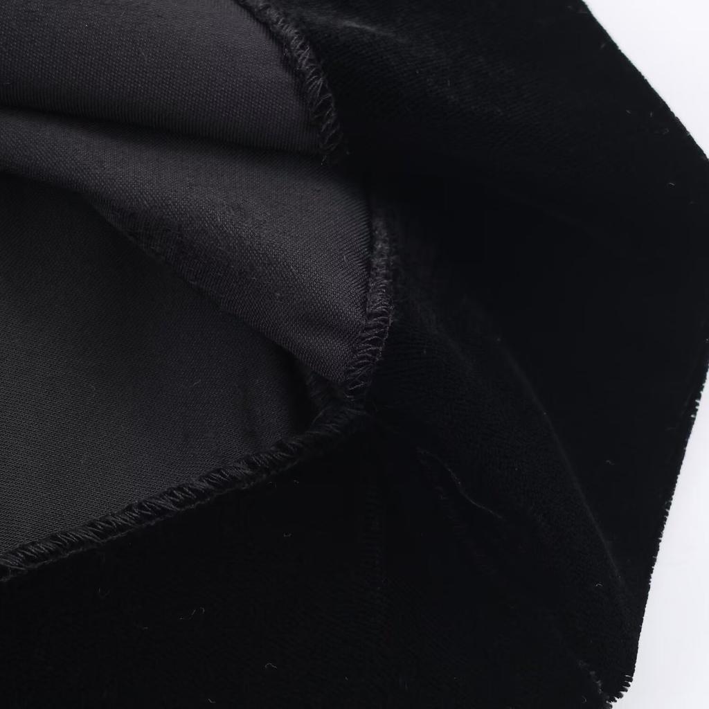 Europe, America, autumn and winter new women's clothing, temperament slim slant neck pleated velvet dress women