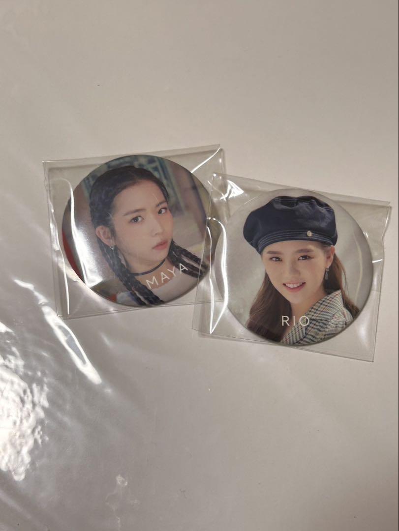 

[USED] NiziU goods can badge official