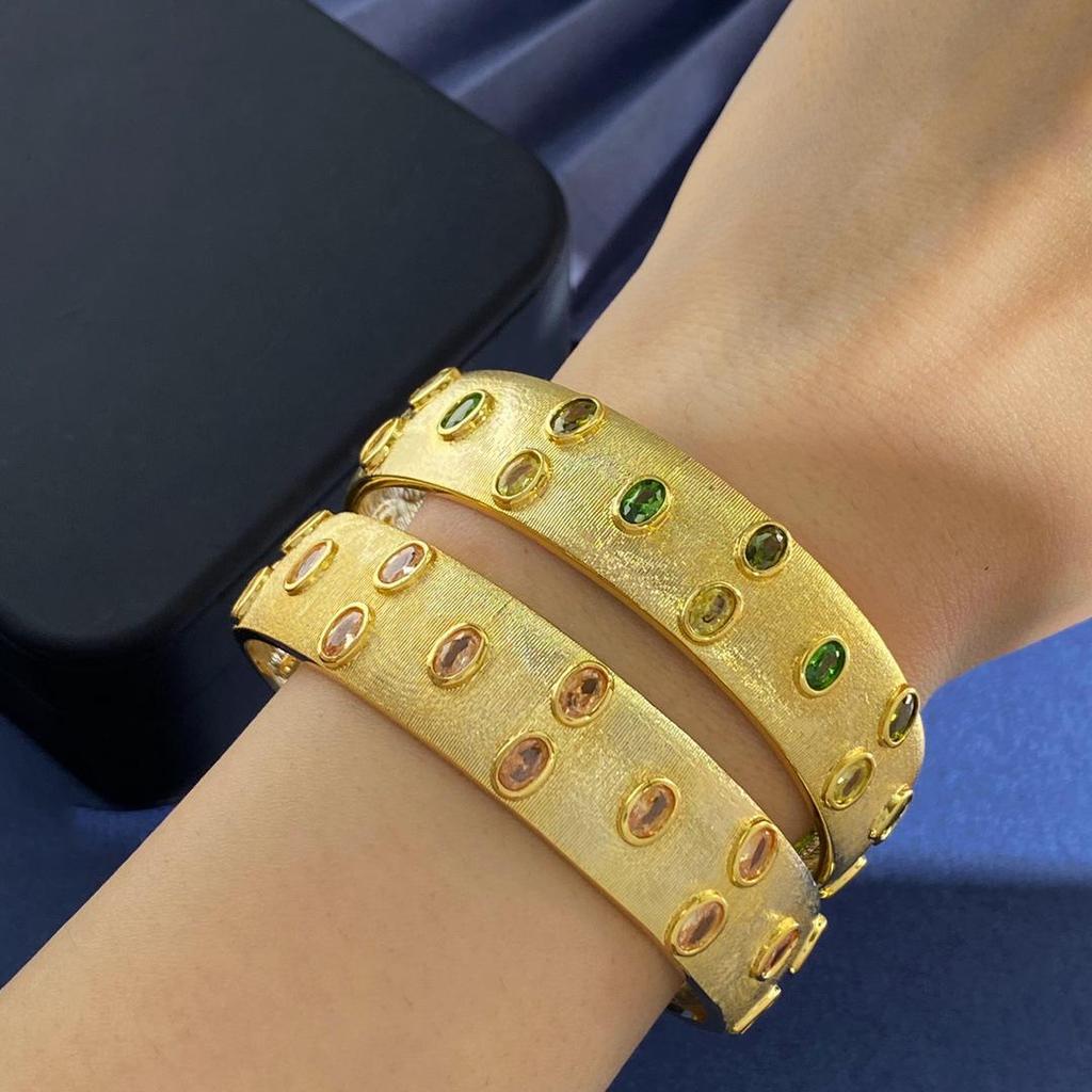 Brushed Gold-Plated C-Shaped Bracelet with Oval Gem