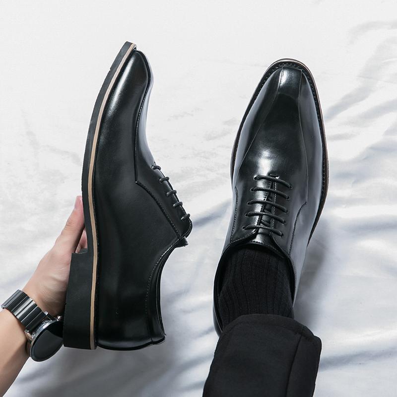 Fashionable Men Spring Pointed Cowhide Business Casual Leather Shoes British Style Men New Comfortable Lace Up Gentleman's Shoes