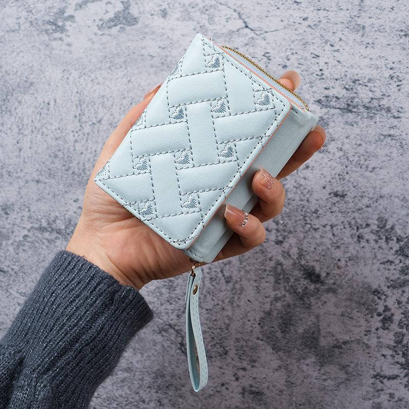 New Women's Short Embroidered Heart Wallet - PU Coin Purse with Multi-Card Slots and Billfold Holder.