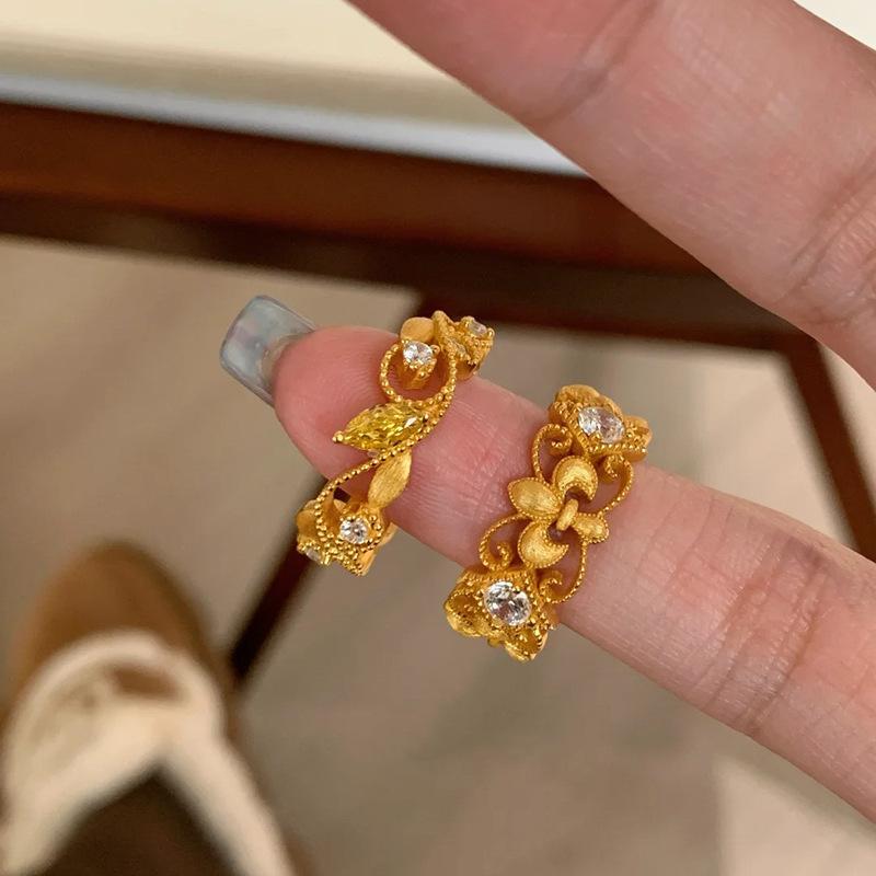Rhombus Iris Flower Wide Face Open Ring Vintage Temperament Ring Ins Niche Premium Jewelry Women