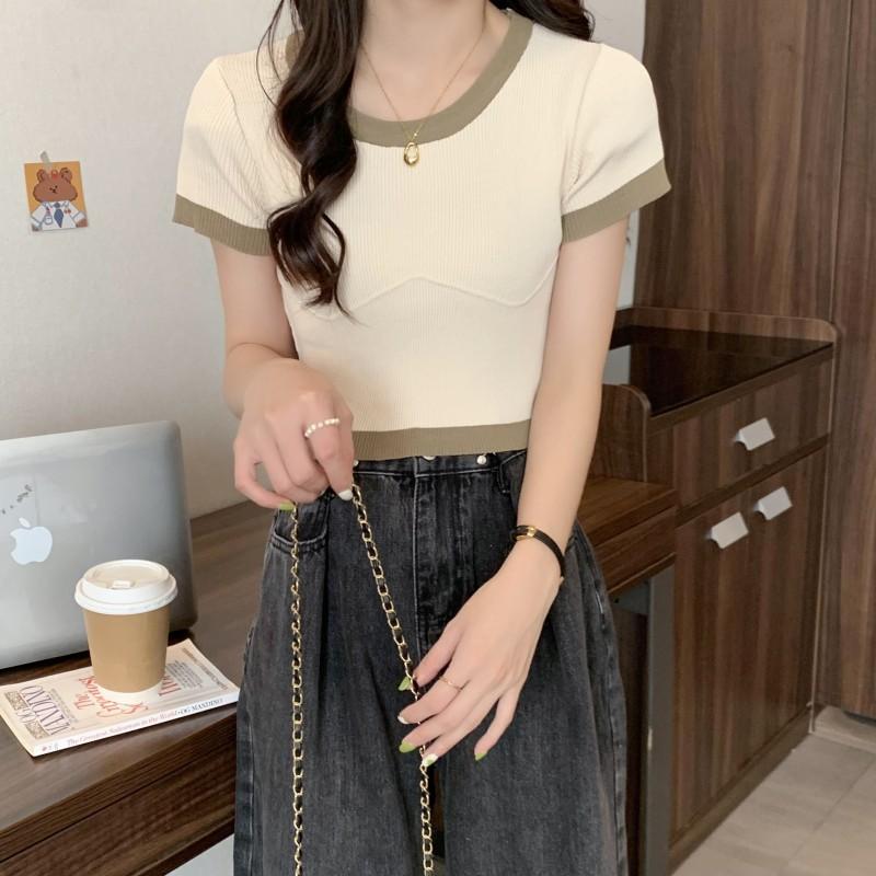 Color Clash Short-sleeved T-shirt Knit Short Women Simple Summer Design Sense Niche Tops Casual Essential Comfort and Style Slim Fit Pullovers Tees