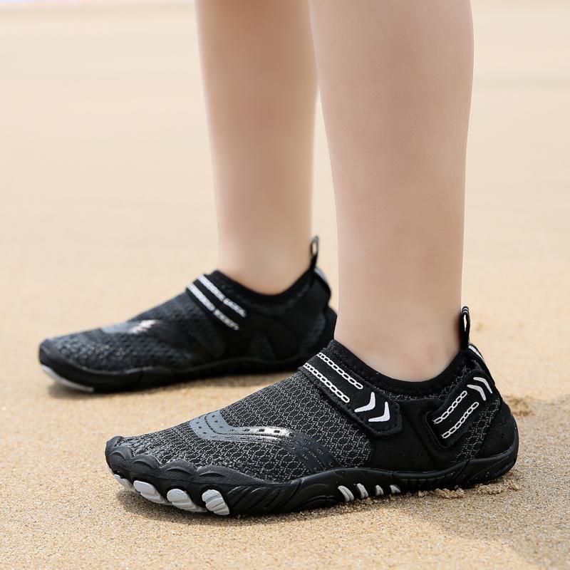 Quick Drying Wading Sneakers for Boys Girls Breathable Kids Swimming Aqua Shoes Anti-slip Lightweight Water Sports Shoes for Surfing Diving Boating