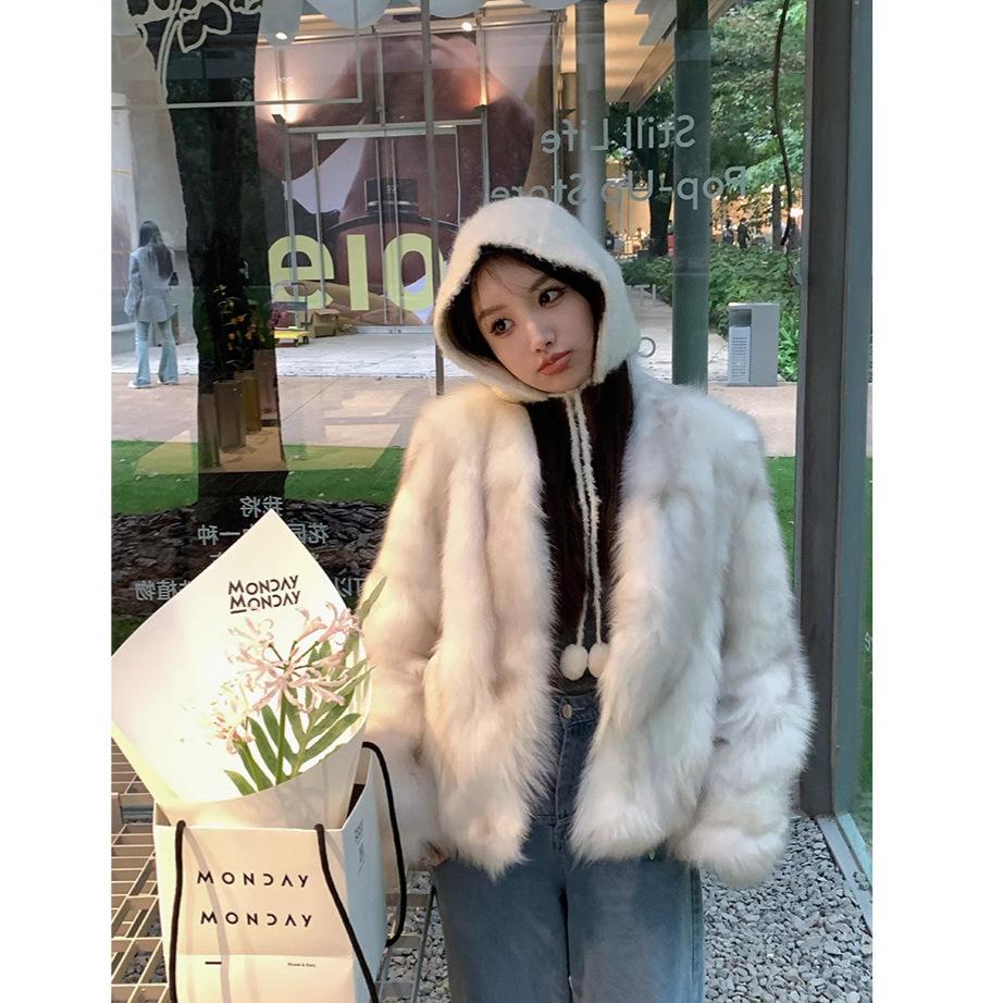 Imitation fox fur jacket short women's 2024 winter new v-neck coat