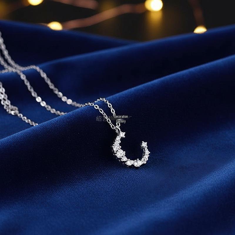 Crescent Moon Pendant Necklace: Women's Luxury Sweater Chain and Clavicle Choker Jewelry
