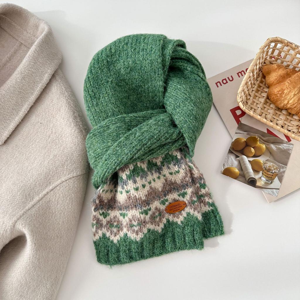 Green Christmas~ Korean Version Ins Retro Fair Island Jacquard Scarf Women's Winter New Warm and Thickened Knitted Scarf