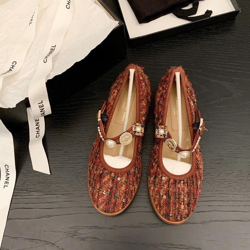 

Туфли Супермягкая Овчина Значок Пряжка Мэри Джейн Балетки Бабушка Одинарные Туфли Осень 40