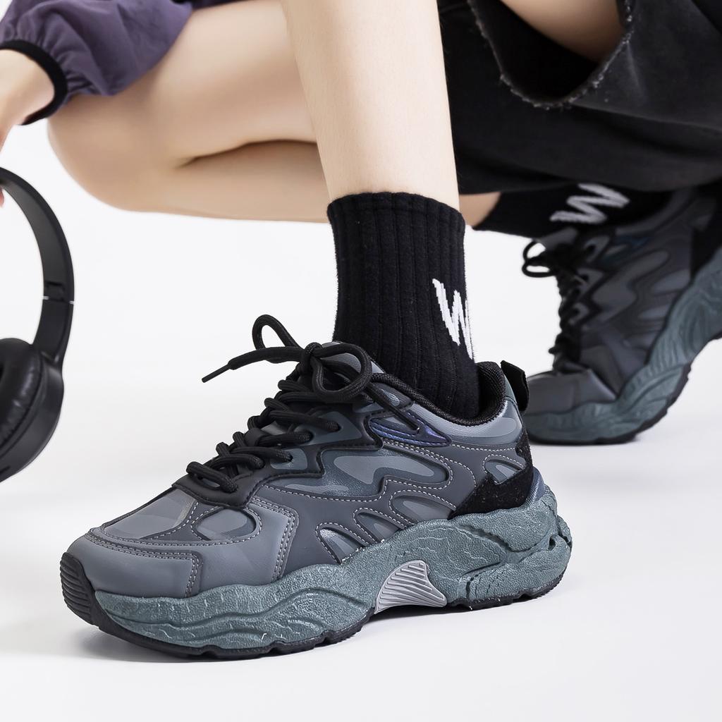 2025 Autumn Dad Shoes Women's Versatile Casual Sports Shoes Platform-soled Trendy Heightening Women's Shoes Silver Running Shoes