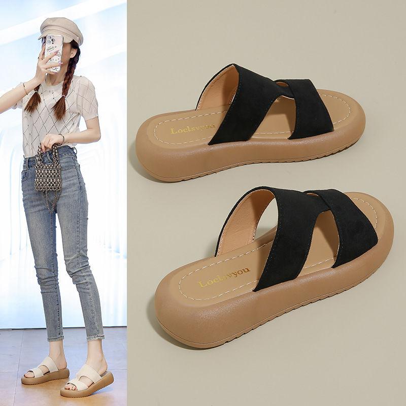2025 summer new soft leather thick-soled non-slip comfortable cool slippers women wear retro versatile soft-soled beach shoes