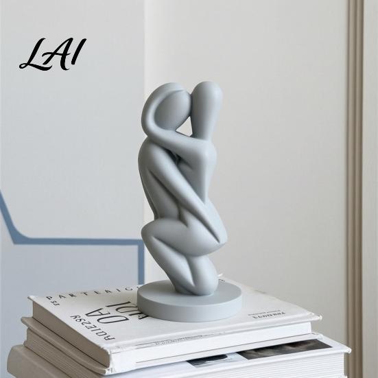High-end Decorative Art 3D Printed Hugging Couple Sculpture Abstract Embrace Figurine with Smooth Curves Minimalist Statue Curved Lines Sculpture