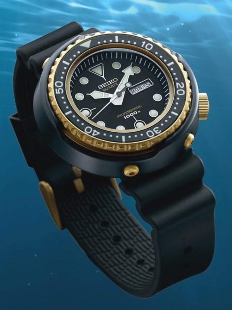 Seiko PROSPEX PADI Solar Diver's Watch SNE498P1 Men's
