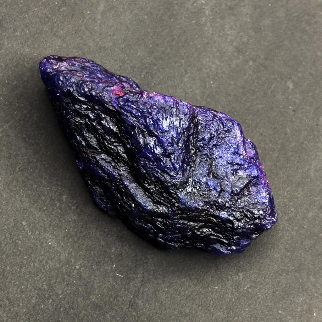Natural Blue Sapphire Uncut Rough 742.7 Ct for Jwelery Making   GEMS