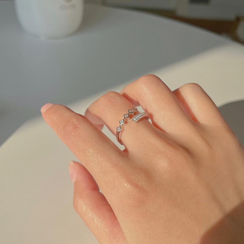 Square Diamond Ring Trendy And Versatile Commuter Index Finger Ring Female Gypsy Star Design Small Fragrant Geometric Rhombus Diamond Ring