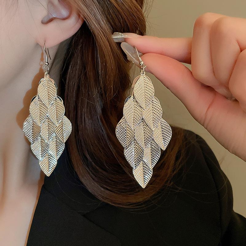 Metallic Texture Leaf Sequins Fringed Ear Hook Earrings Personality Temperament Earrings